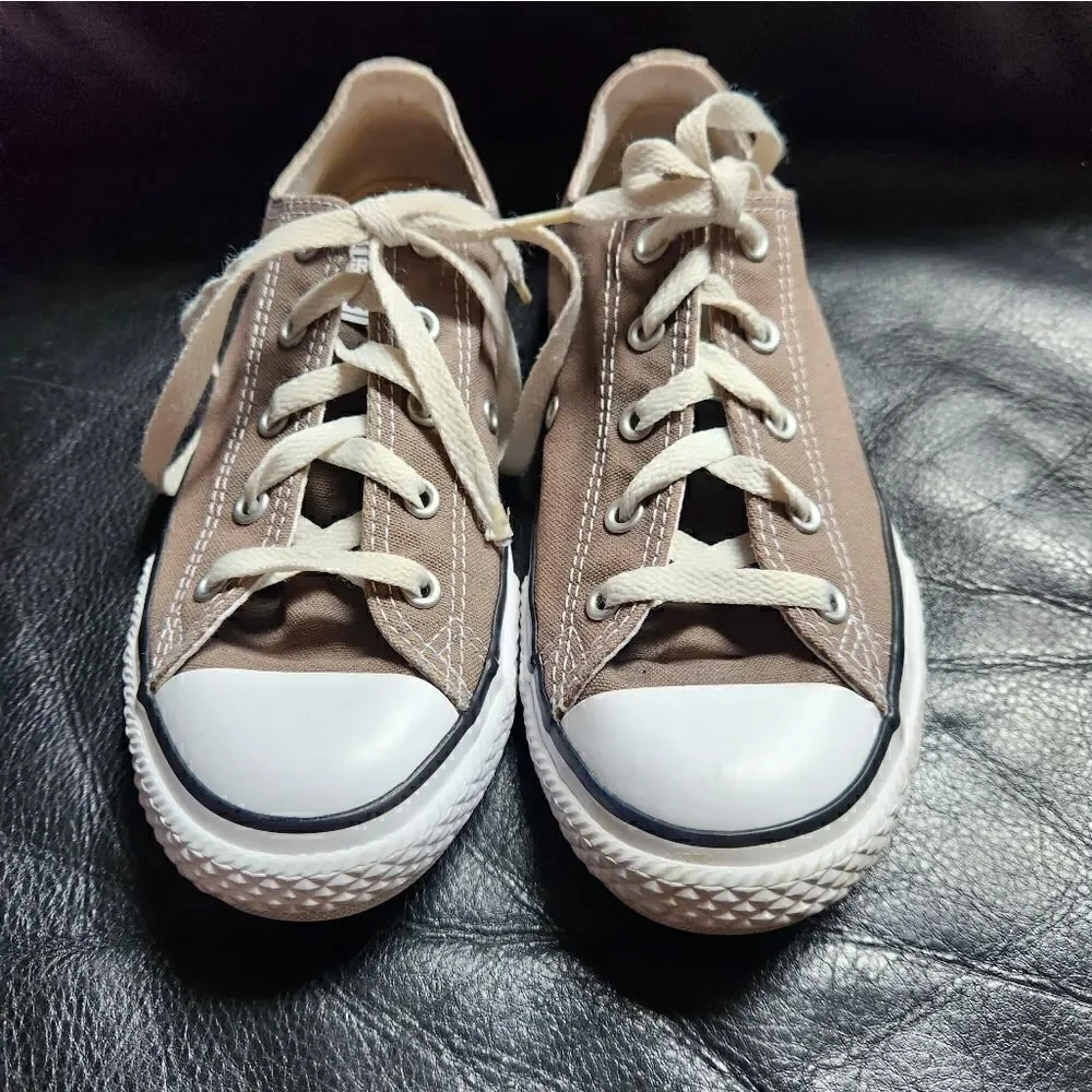Converse All Star size 3 topue ~3J794